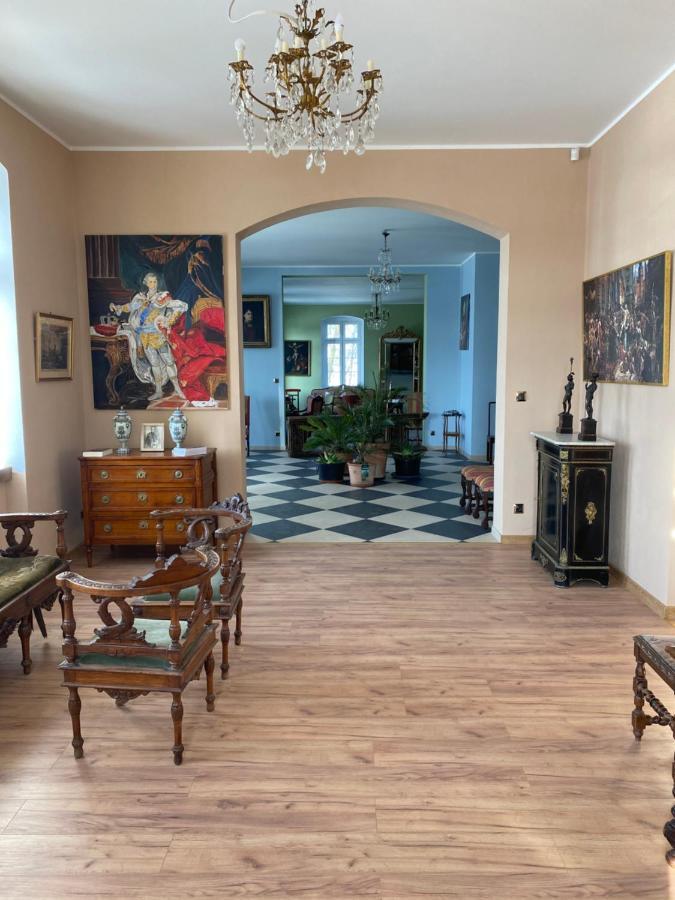 Palac Osowo Gostynskie Kültér fotó